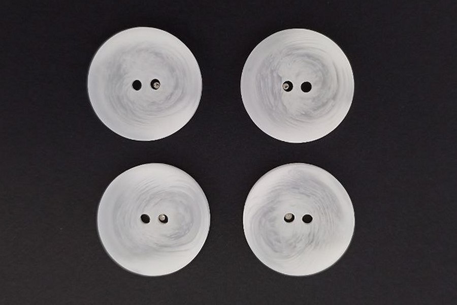 Гудзик 25 мм Mertbutton 2 отвори класичний білий FNL-251/253