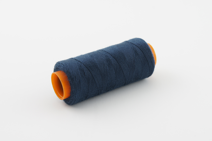 Нитки швейні №28/2 Barva поліестер 100% синій темний 200 м 2003-28/2-200-Б