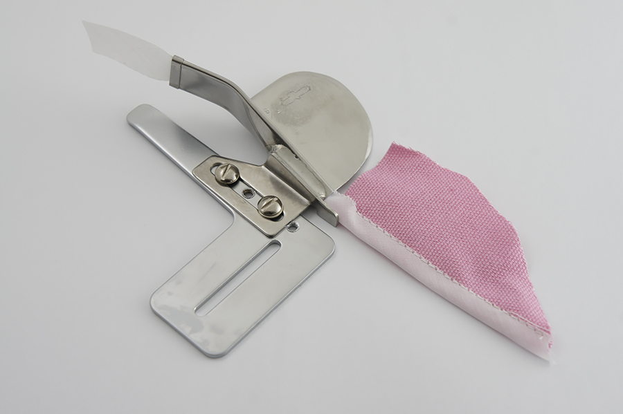 Облямовувач А4 16 мм вхід, одинарний підгиб