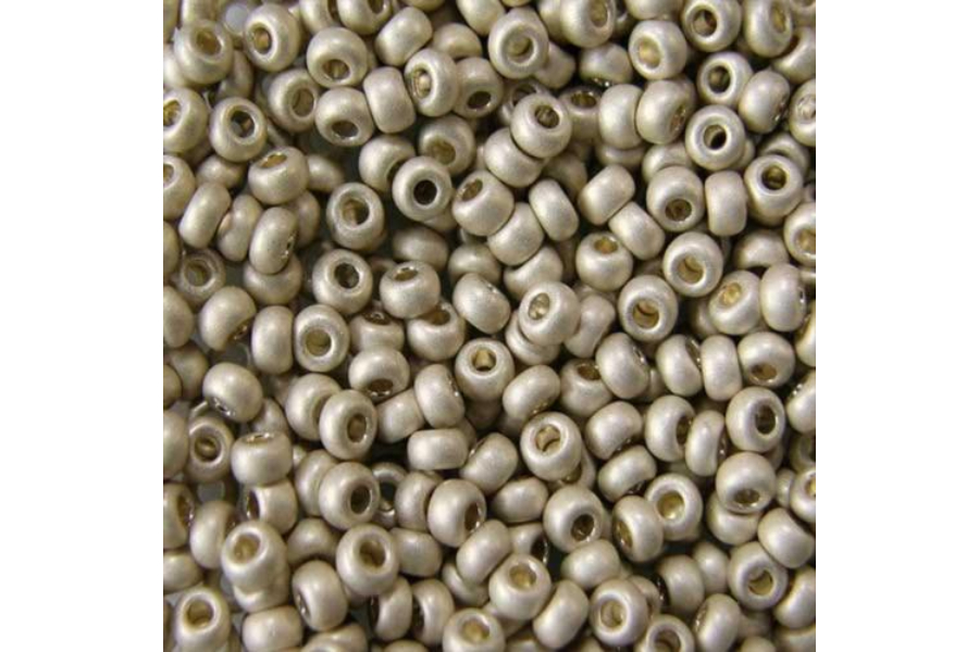 Бісер Preciosa 18503 №10 непрозорий матовий сірий світлий 2,3 мм