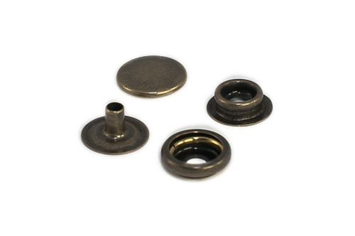 Кнопка 15 мм CC/15 3/4 Castiglioni пробивна стара латунь