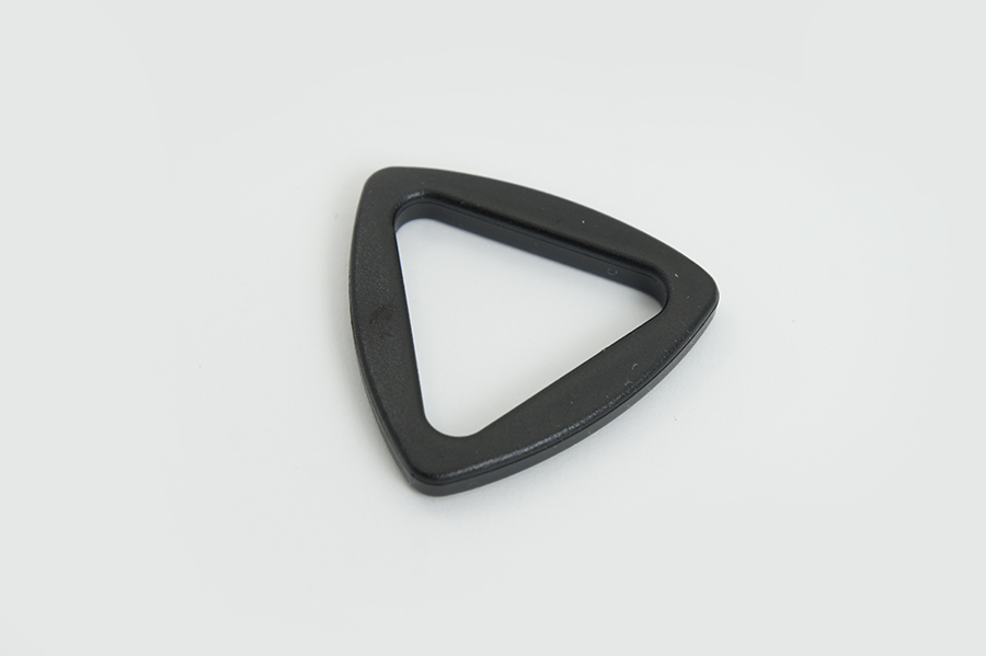 Пряжка-рамка 30 мм трикутна Castiglioni одинарна трикутна