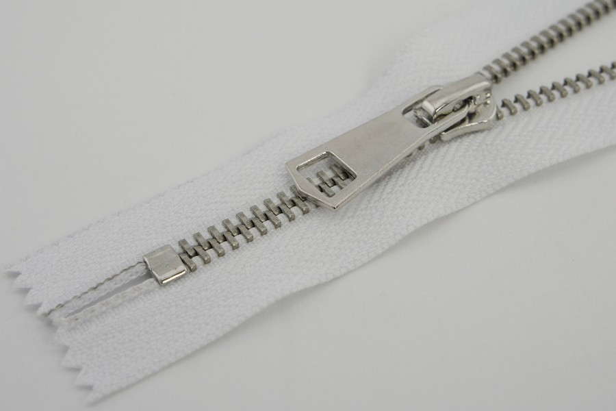 Блискавка MH Тип 5, нероз'ємні білий 18 см 5MCE-018-501-nik