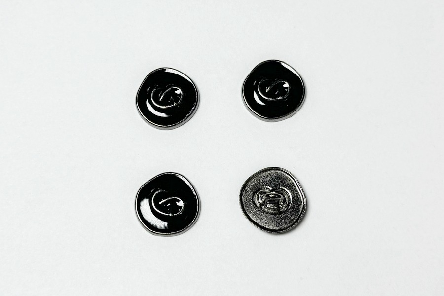 Гудзик на ніжці 18 мм Mertbutton нікель чорний UTS-66-28-b.nik