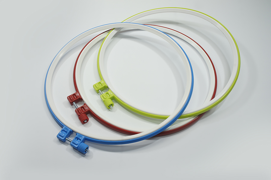 П'яльця 26 см з металевим гвинтом п'яльця