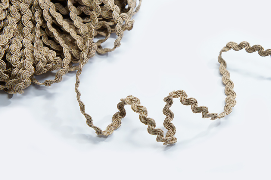 Тасьма в'юнок (хвилька) 9 мм Лента кавовий молочний