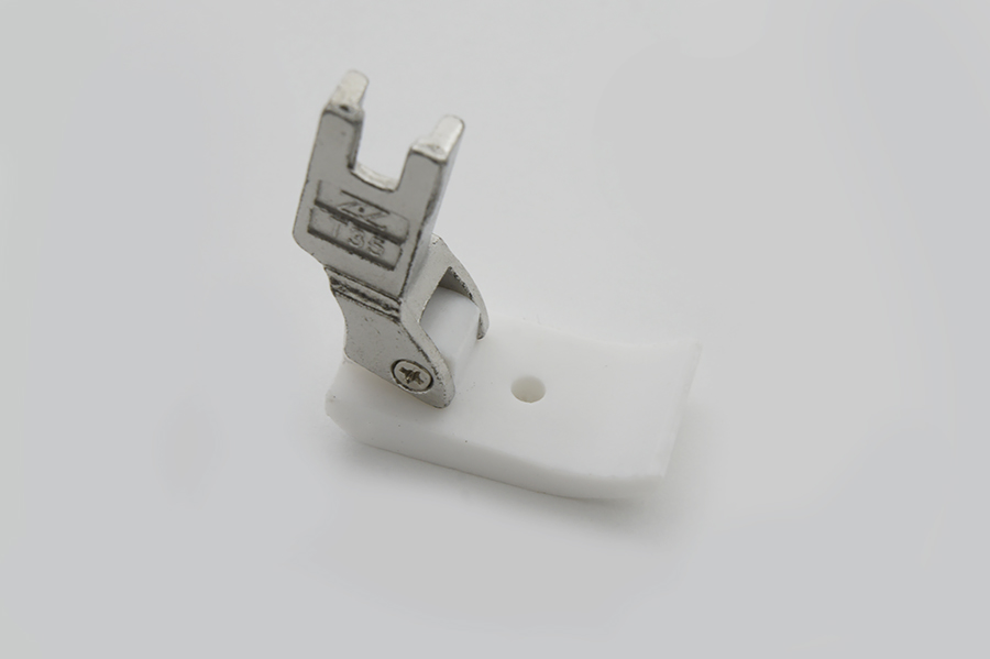 Лапка фторопластова для кедера Т-69 L 6 мм