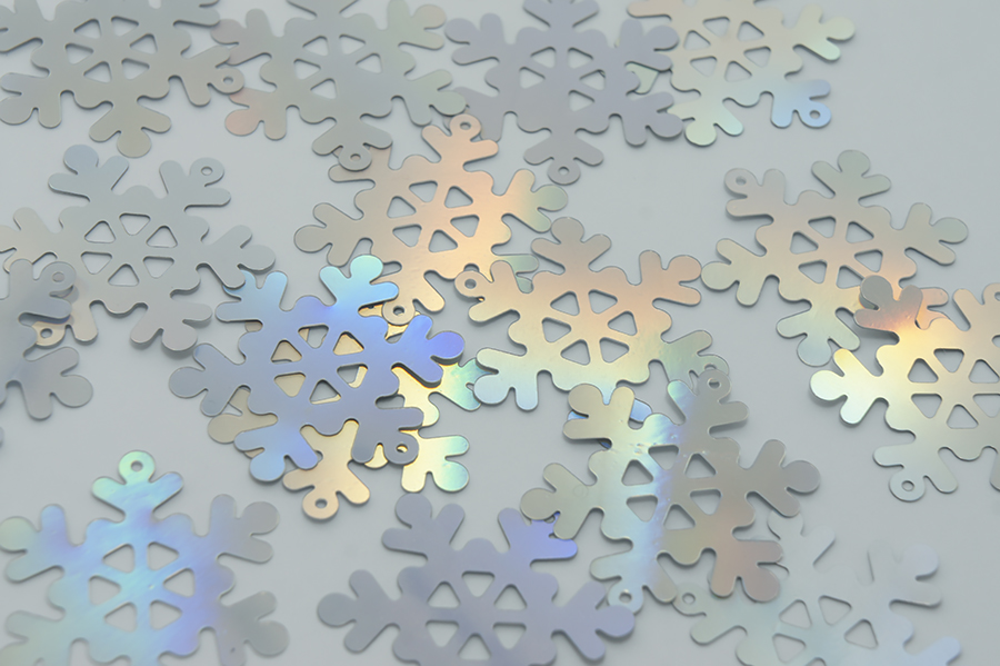 Пайєтки сніжинки 40 мм MH срібло