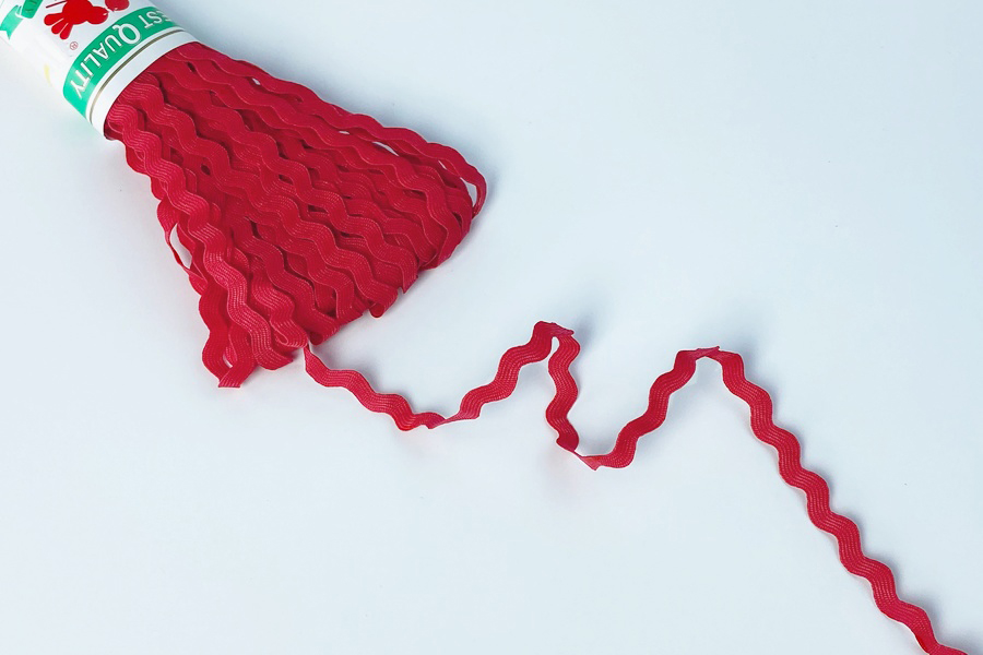 Тасьма в'юнок (хвилька) 8 мм MH червоний