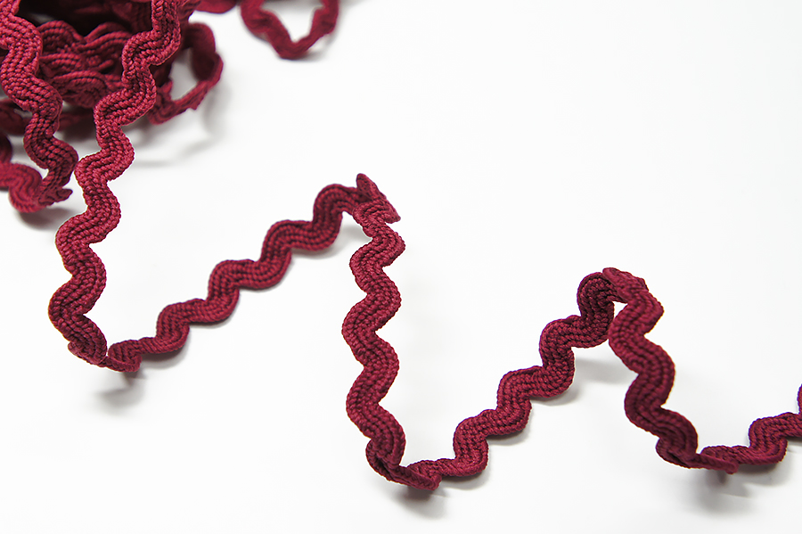 Тасьма в'юнок (хвилька) 9 мм Лента малиновий