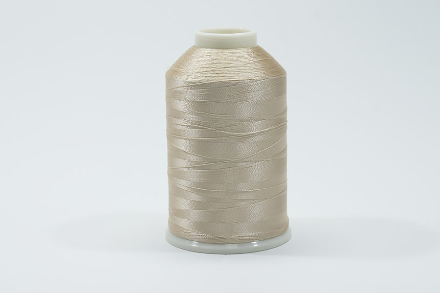 Нитки вишивальні Royal 5000 м віскоза 100% полиновий світлий С792