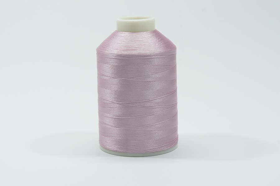 Нитки вишивальні Royal 5000 м віскоза 100% рожевий світлий С042