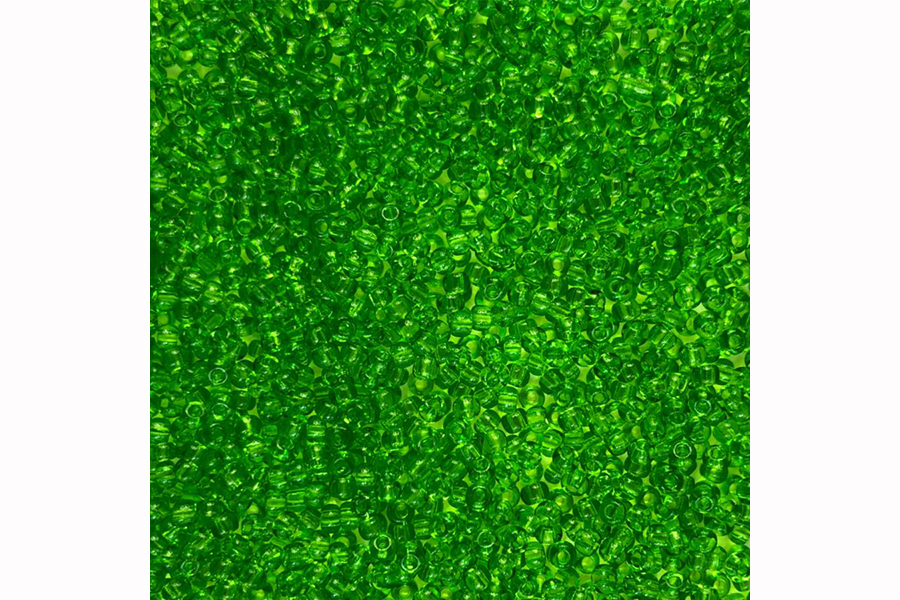 Бісер Preciosa 50430 №10 прозорий кольоровий зелений яскравий 2,3 мм