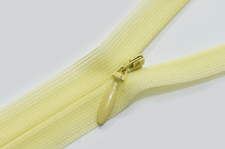 Блискавка YKK Тип 2 жовтий світлий 60 см