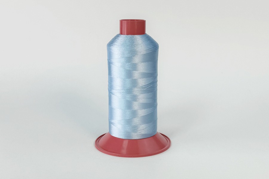 Нитки вишивальні Barva 6450 м поліестер 100% блакитний світлий