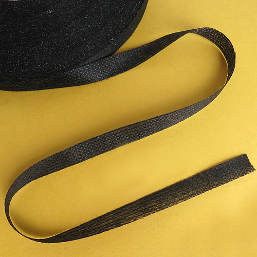 Кромка клейова з поздовжньою ниткою 10 мм MH 6441-1017-10-000