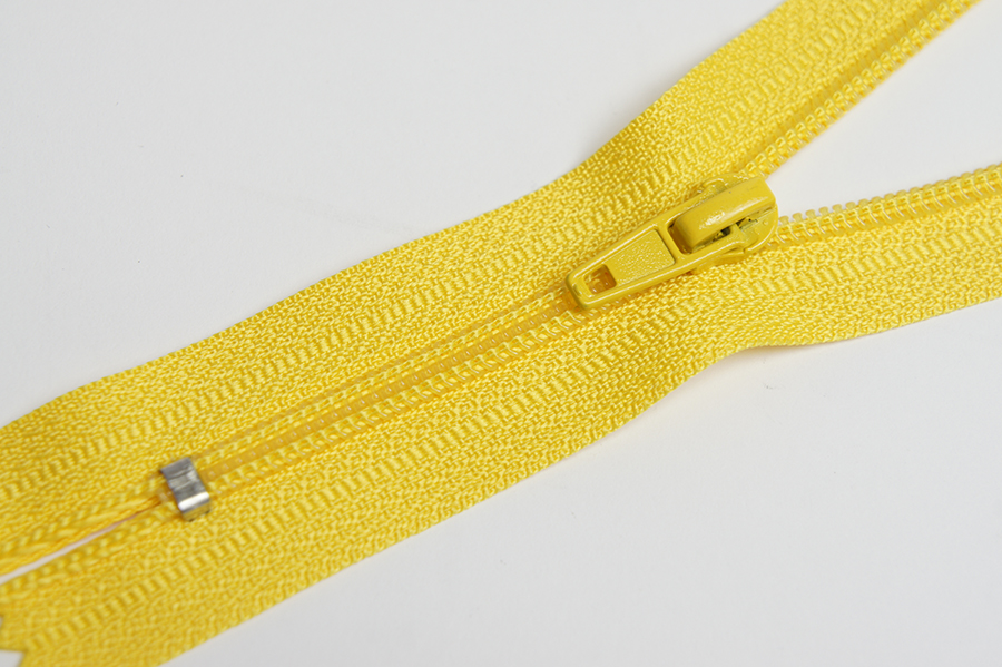 Блискавка MH Тип 4 жовтий канарейковий 18 см