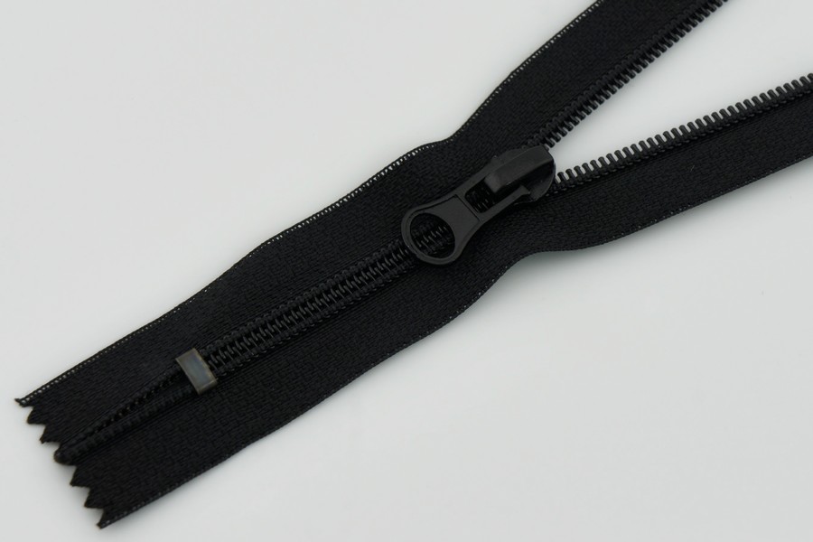 Блискавка Тип 6 чорний 20 см