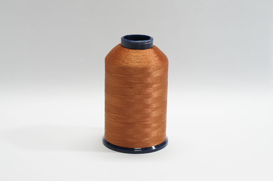 Нитки вишивальні Royal 5000 м поліестер 100% рудий блідий