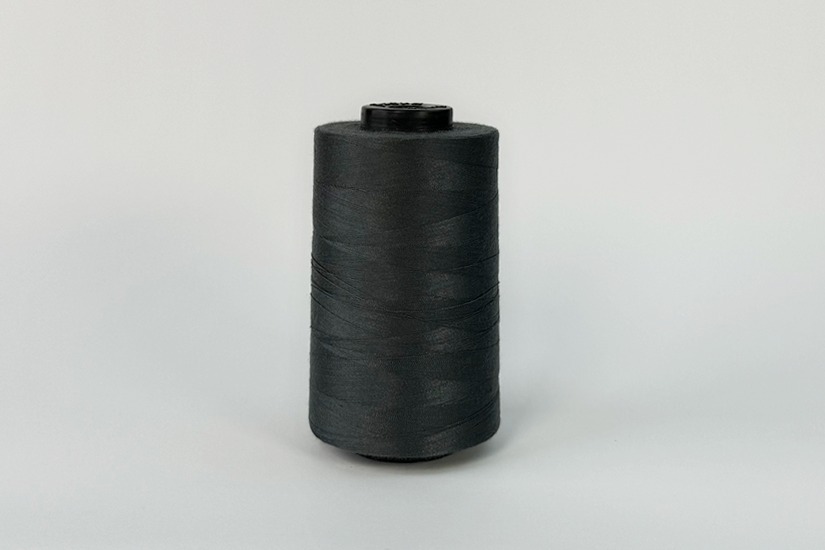 Нитки швейні №40/2 Barva штапельні поліестер 100% сірий темний 5000 м 5010-40/2-5000
