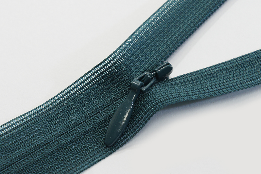 Блискавка YKK Тип 2 зелений темний 60 см CHC-60-830-DA