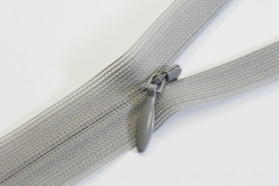 Блискавка YKK Тип 2 сірий 20 см