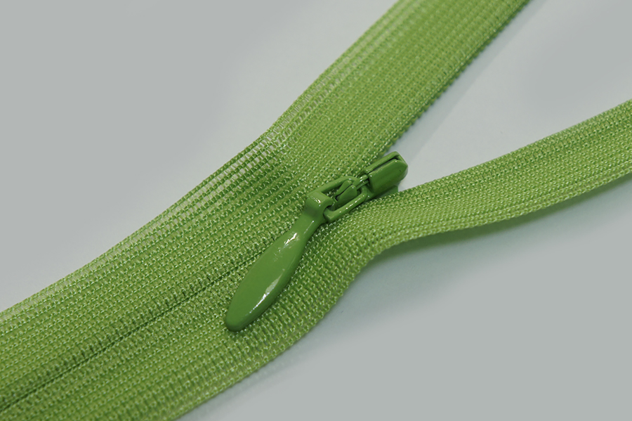 Блискавка YKK Тип 2 зелений світлий 60 см