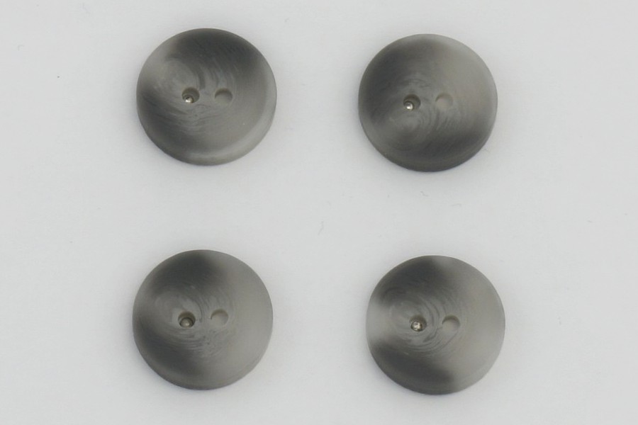 Гудзик 18 мм Mertbutton 2 отвори класичний сірий