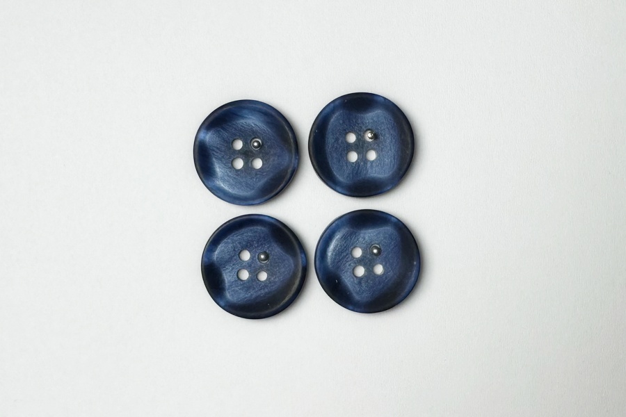 Гудзик 20 мм Mertbutton 4 отвори фактурний синій