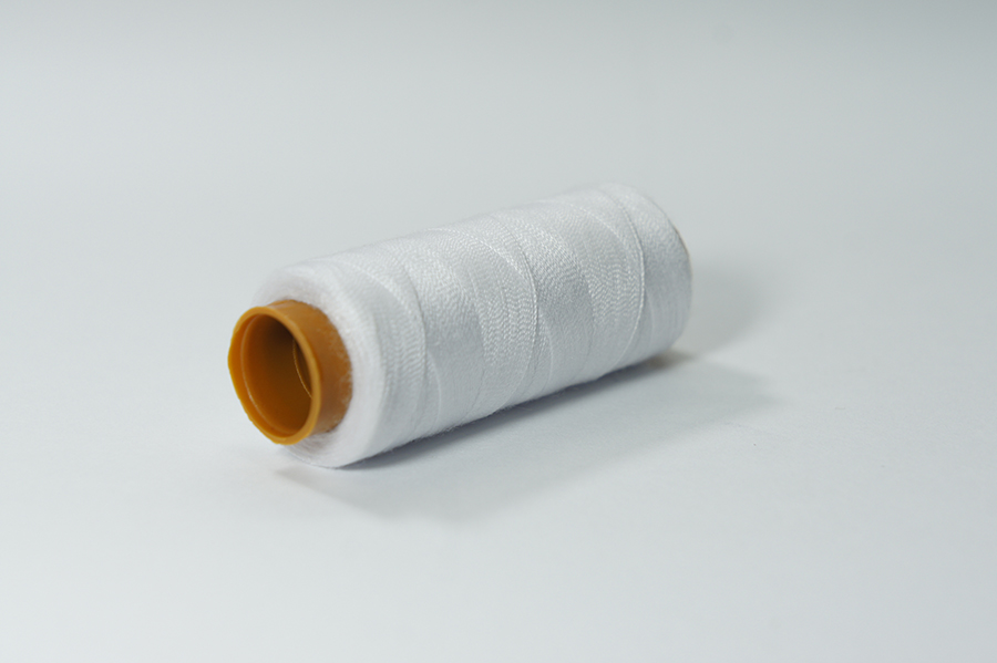 Нитки швейні №28/2 Barva поліестер 100% білий 200 м 9999