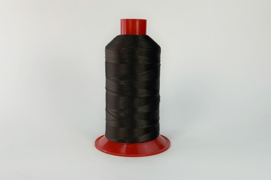 Нитки швейні №60 Barva високоміцні поліестер 100% коричневий темний 4000 м 7019