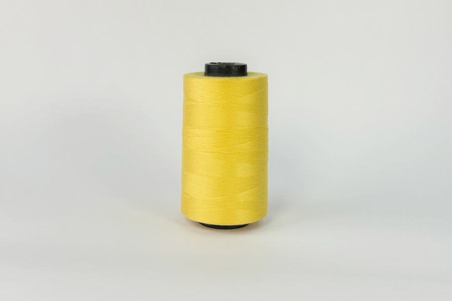 Нитки швейні №40/2 Barva штапельні поліестер 100% жовтий канарейковий 5000 м 3013
