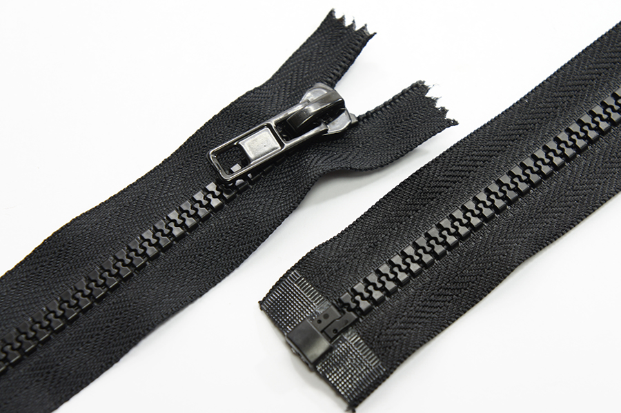 Блискавка Тип 8, 1 замок чорний 70 см 8POE-070-81.29-2101