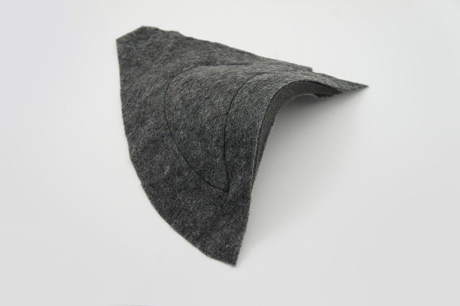 Підплечник 16 мм втачний з виступом не обшитий чорний