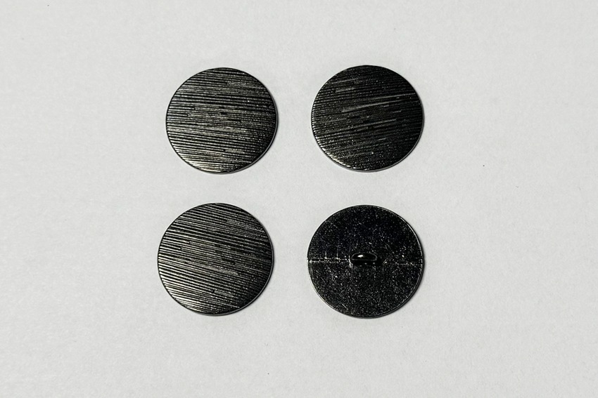 Гудзик на ніжці 23 мм Mertbutton нікель чорний UTS-61