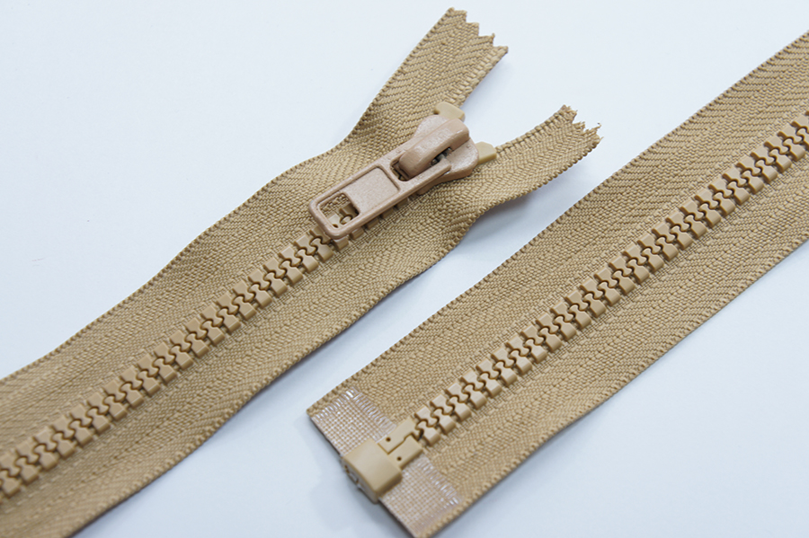 Блискавка Тип 8, 1 замок бежевий золотистий 75 см