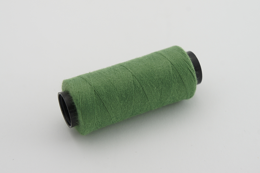 Нитки швейні №40/2 Barva поліестер 100% зелений світлий 250 м 4042