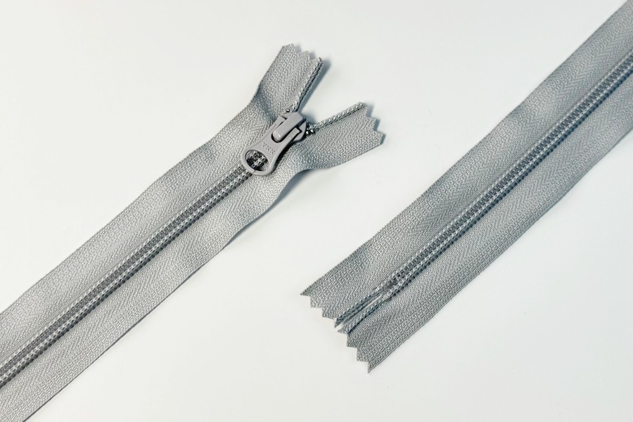 Блискавка YKK Тип 5 сірий бузковий 18 см