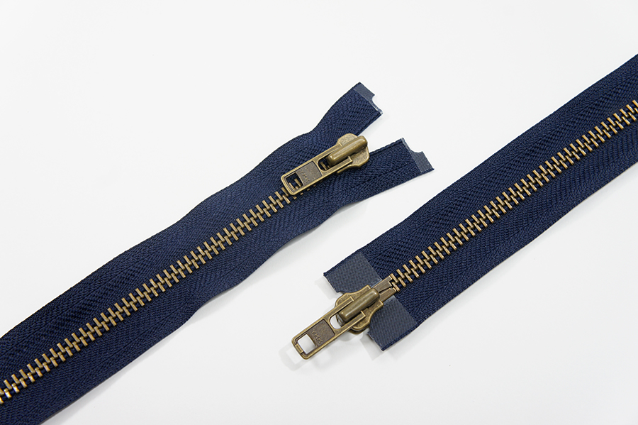 Блискавка YKK Тип 8, 2 замка синій темний 80 см