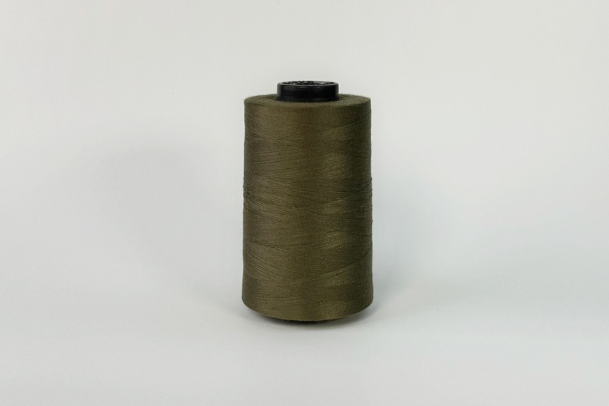 Нитки швейні №28/2 Barva армовані поліестер 100% хакі 2500 м 7057