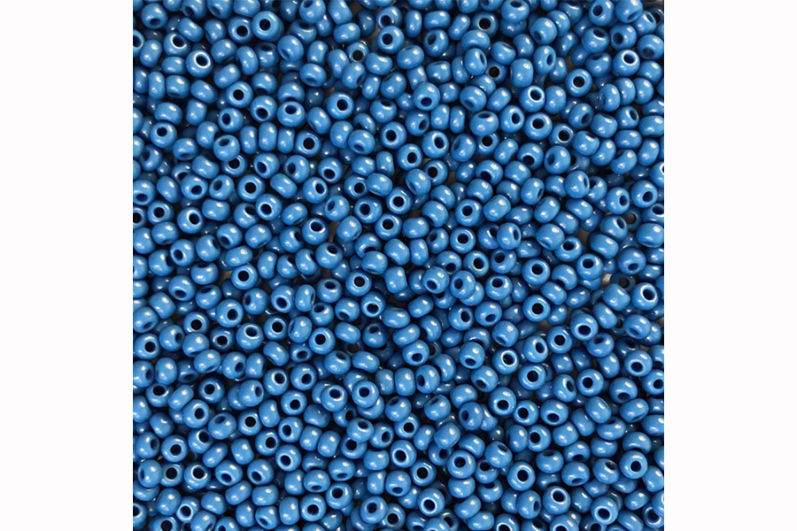 Бісер Preciosa 33210 №10 непрозорий натуральний волошковий темний 2,3 мм