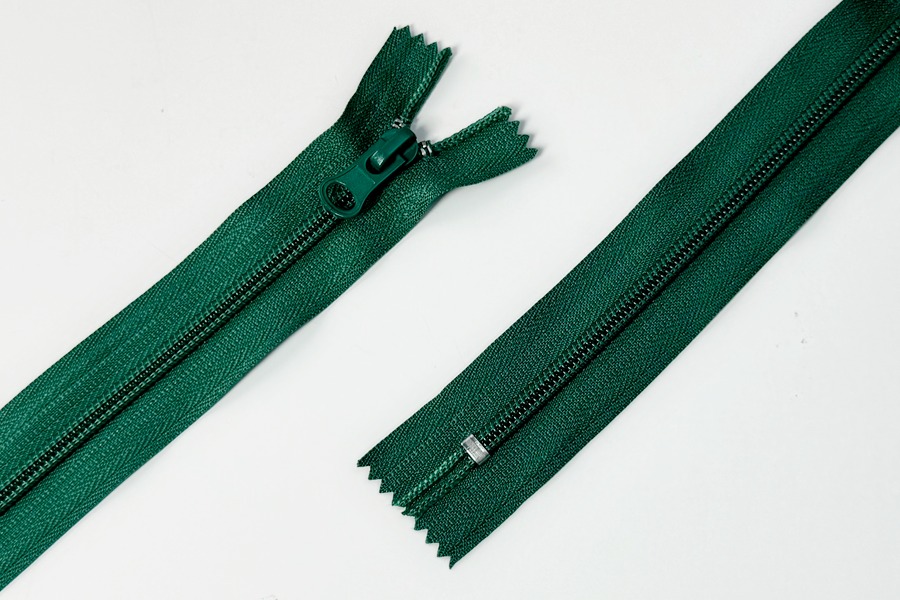 Блискавка MH Тип 5 зелений темний 18 см