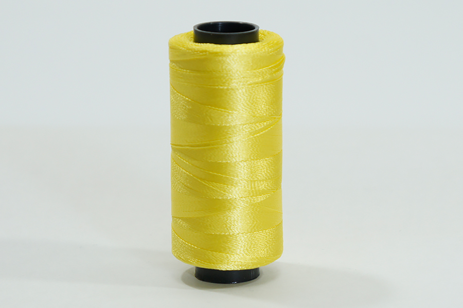 Нитки вишивальні Royal 500 м віскоза 100% жовтий яскравий 041