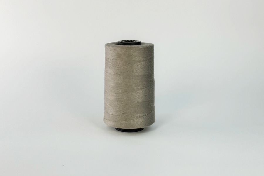 Нитки швейні №40/2 Barva штапельні поліестер 100% бежевий сірий світлий 5000 м 5041