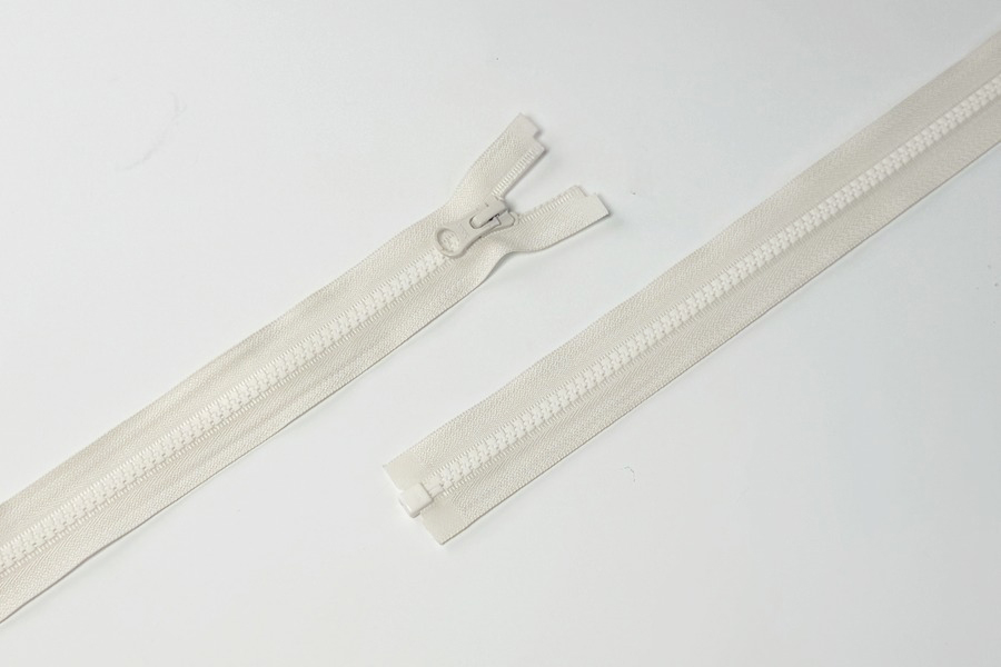 Блискавка YKK Тип 5, 1 замок біло-молочний 60 см VSOR-60-841-DA8LHD