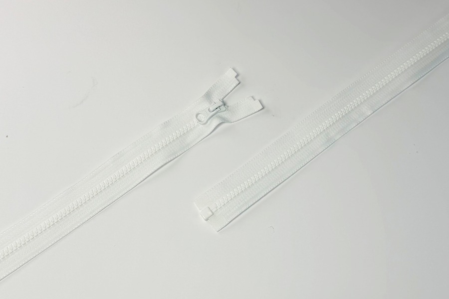 Блискавка YKK Тип 5, 1 замок білий 60 см VSOR-60-501-DA8LHD