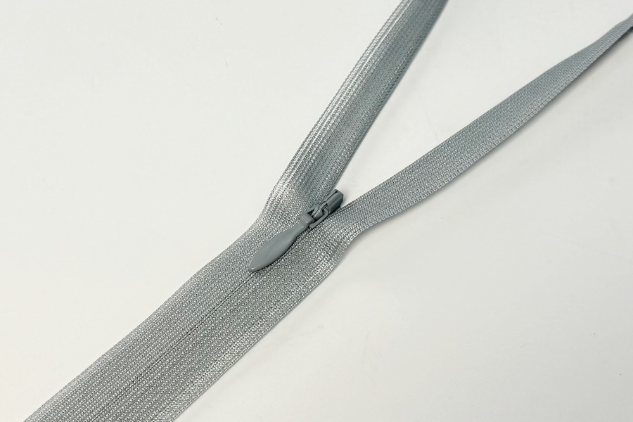 Блискавка YKK Тип 2 сірий світлий 60 см CHC-60-396-DA