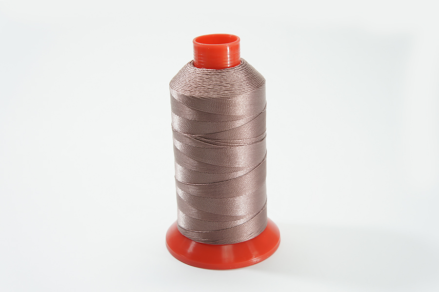 Нитки швейні №40 Barva високоміцні поліестер 100% фрезовий рожевий 2850 м 6052