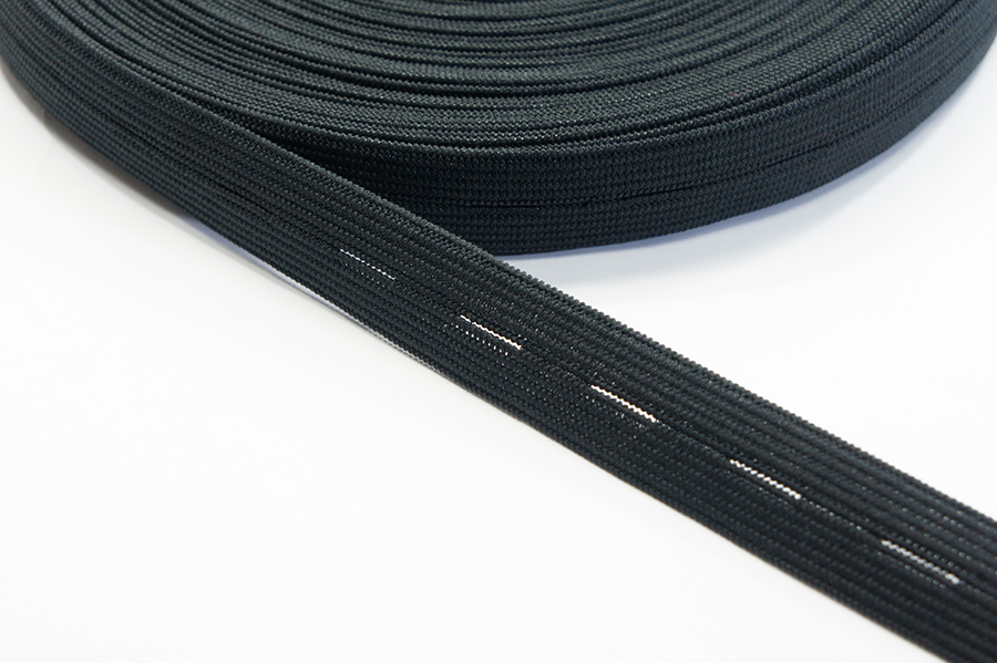 Тасьма еластична 20 мм з проріззю в'язана