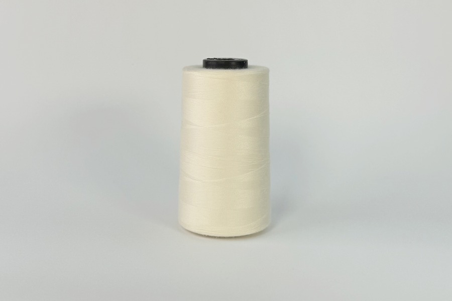 Нитки швейні №28/2 Barva армовані поліестер 100% молочний 2500 м 1014